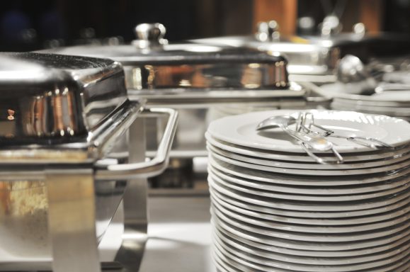 Partyservice Catering Brieselang Al-Layal vermietet Leihgeschirr für alle Events.