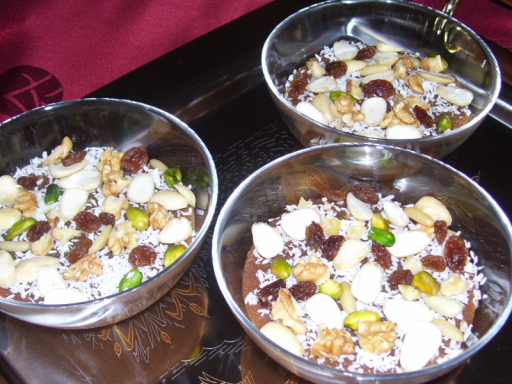 Halal-Catering Berlin mit Dessert Meghli.