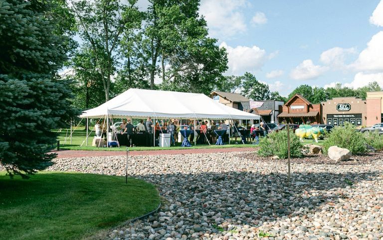 Collage von Al-Layal Partyservice Catering Brieselang zeigt private Feiern, Geburtstage und Familienfeste.