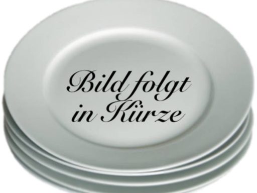 Zartes Hähnchengeschnetzeltes mit frischer Paprika, eine beliebte europäische Hauptspeise von Al-Layal.