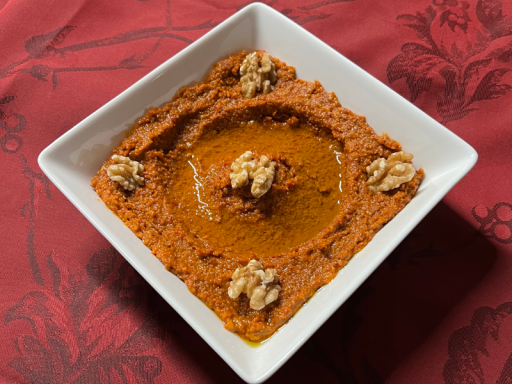 Halal-Catering Berlin mit Muhamara.