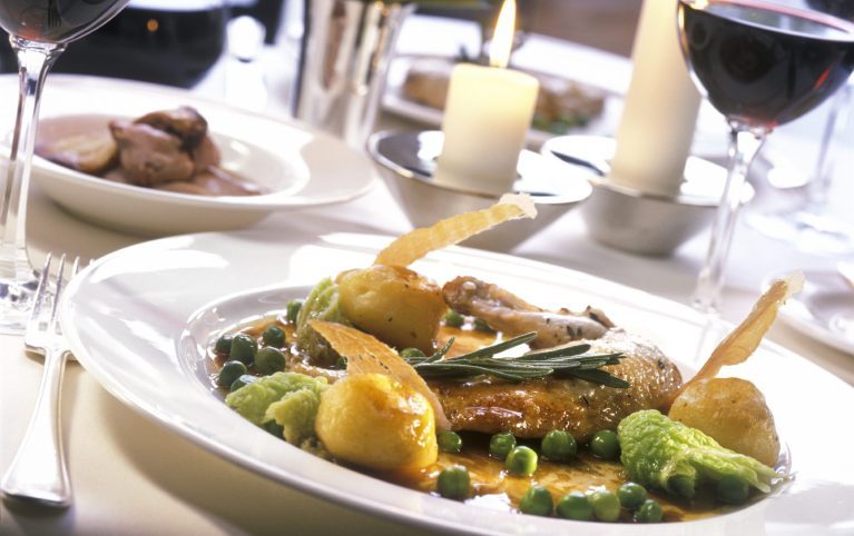 Elegantes Dinnerbuffet für Ihren Abend in Berlin mit vielfältigen Delikatessen.