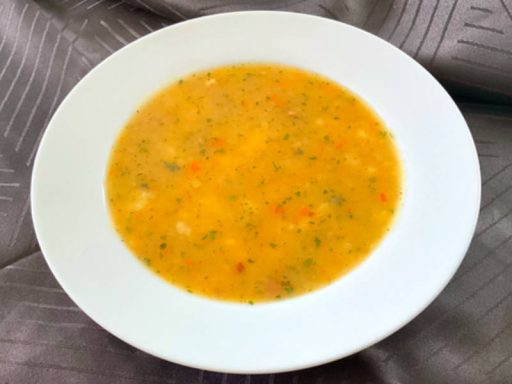 Europäisch-vegetarische Kartoffelsuppe für Ihr Catering-Event in Berlin-Brandenburg.