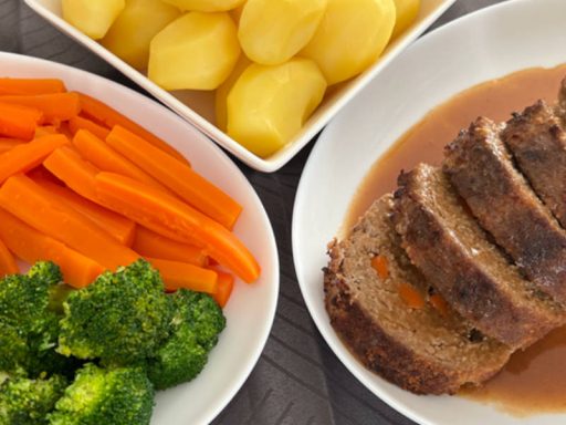 Saftiger Hackbraten, eine beliebte europäische Hauptspeise von Al-Layal.
