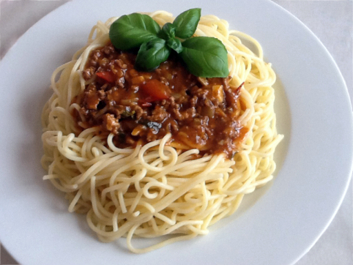 Premium-Catering Berlin mit Spaghetti Bolognese.