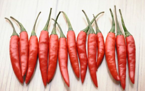 Grafisches Symbol für Hot Deals von Al-Layal Catering, das attraktive aktuelle Angebote und Rabatte hervorhebt.