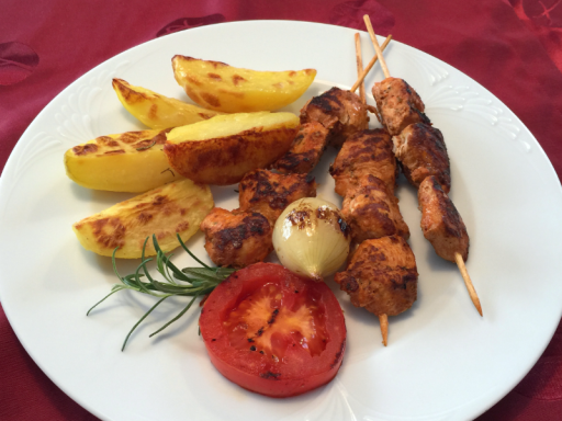Libanesisches Hochzeitscatering mit Shish Taouk.