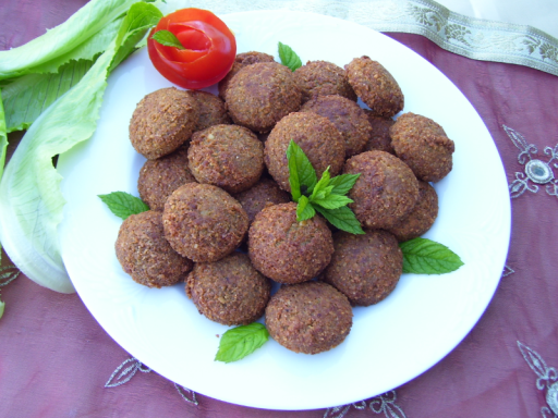 Libanesisches Hochzeitscatering mit Falafel.
